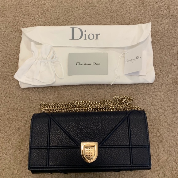 Dior Leather Wallet On Chain - Picture 1 of 8